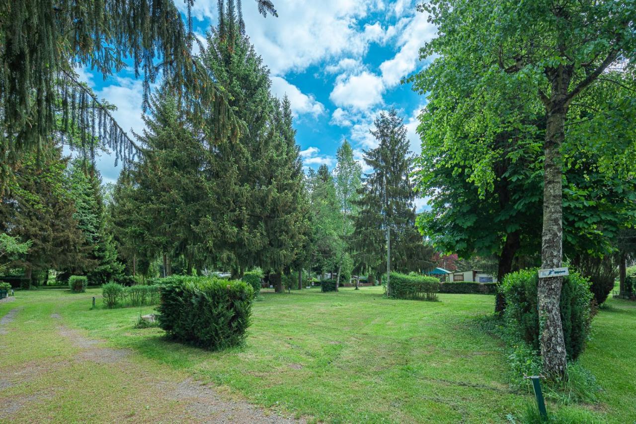 Camping Au Pays De Hanau Otel Dossenheim-sur-Zinsel Dış mekan fotoğraf